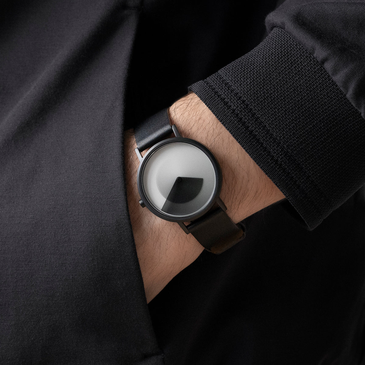 Gradient Watch - Black