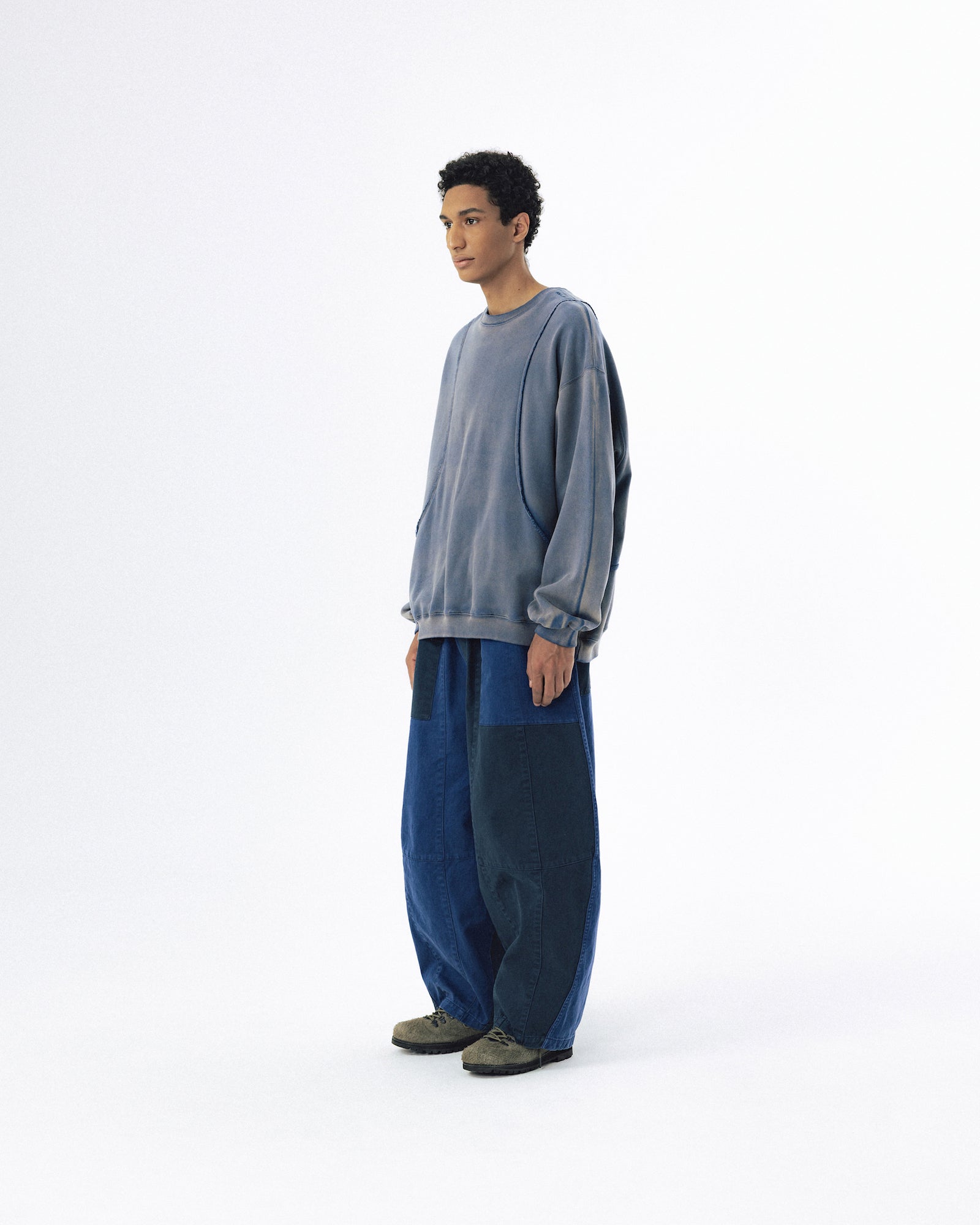 Curved Panel Washed Sweat Shirt - Blue