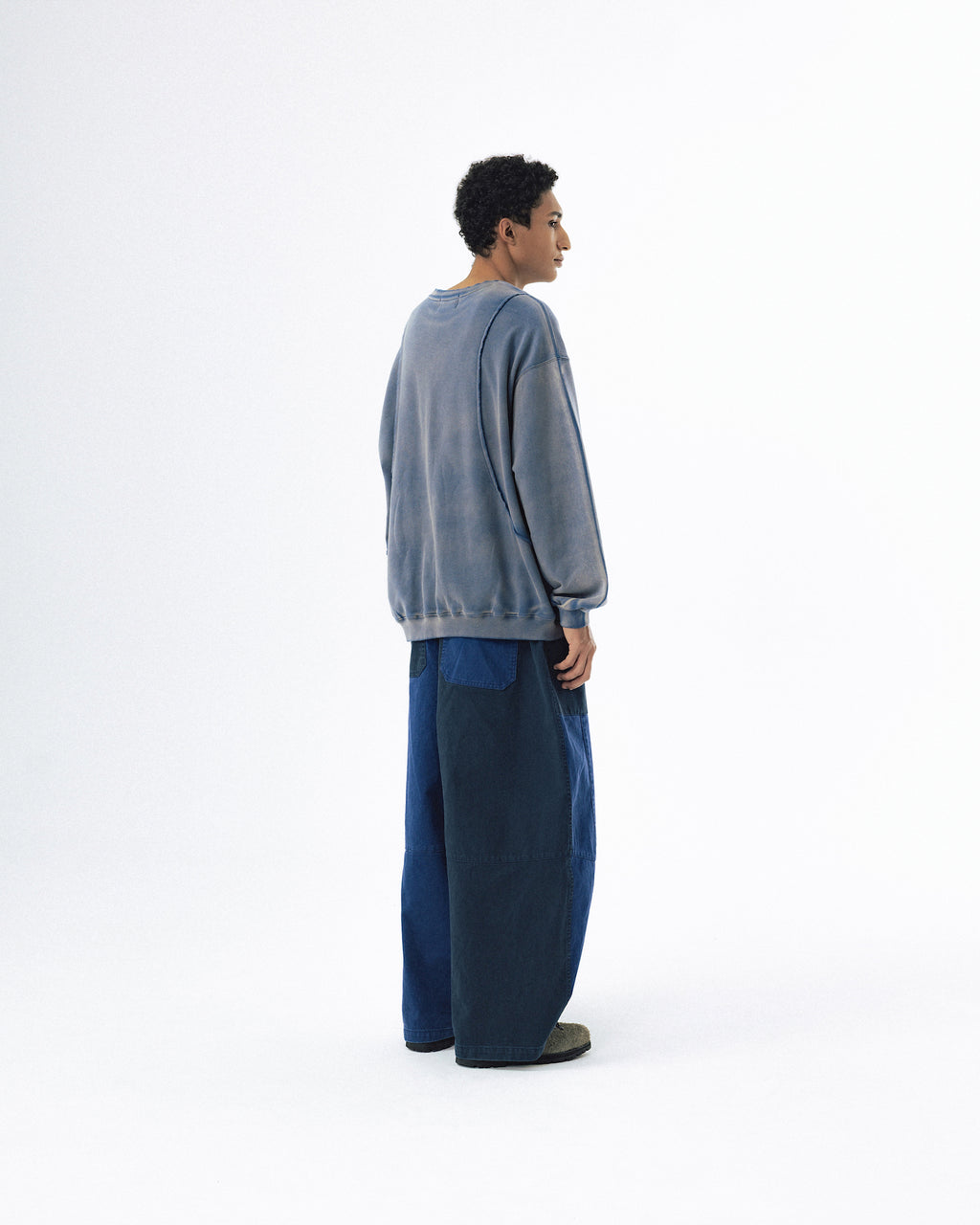 Curved Panel Washed Sweat Shirt - Blue