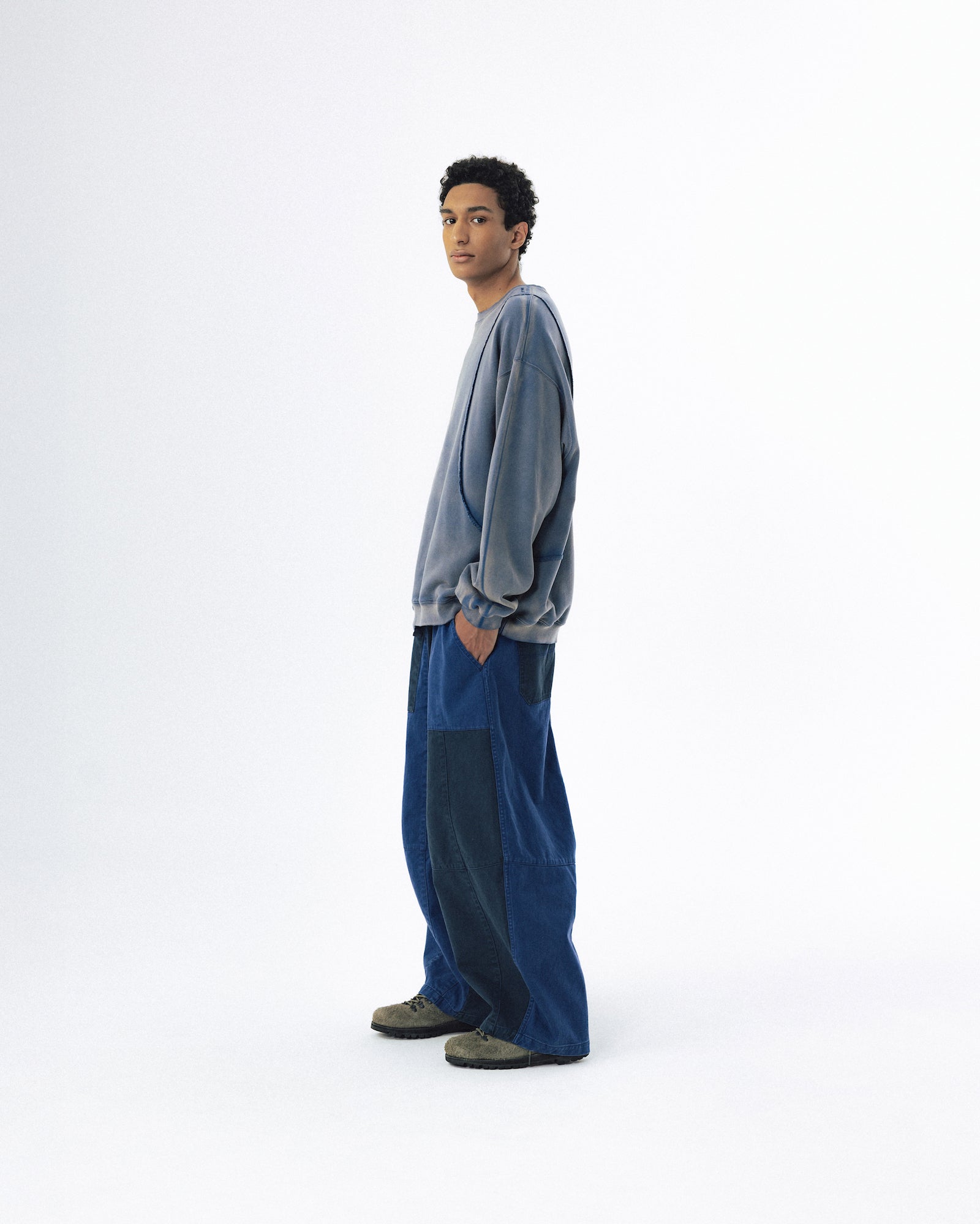 Curved Panel Washed Sweat Shirt - Blue