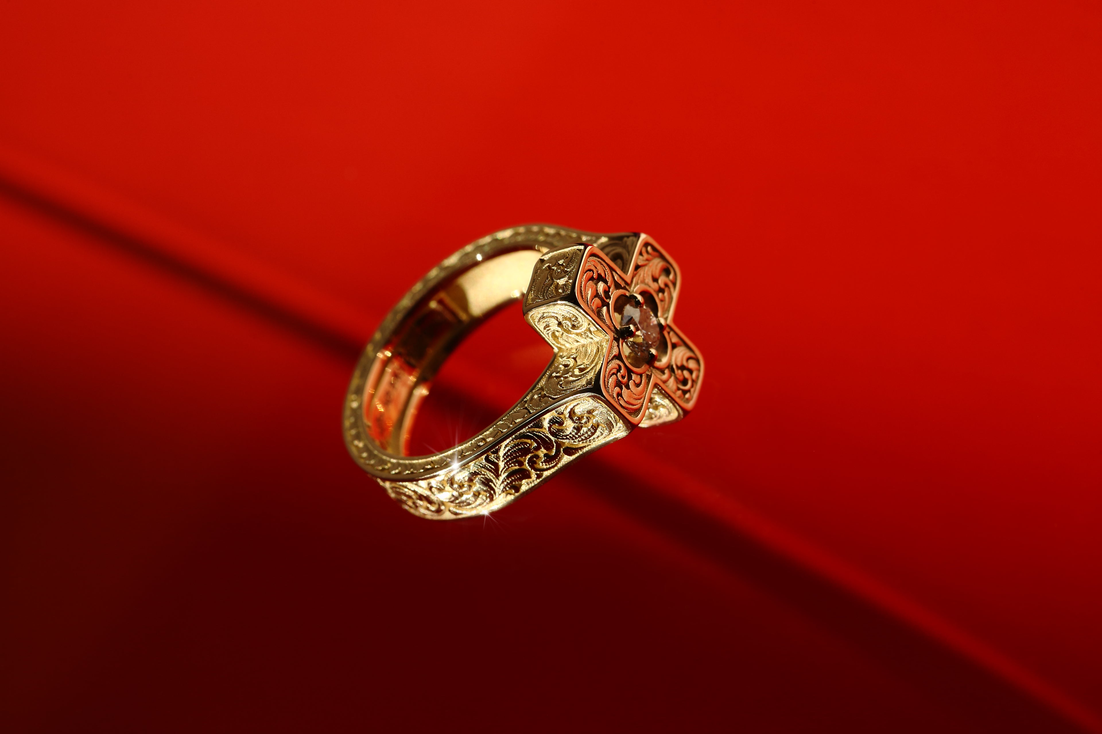 Gold kiki I