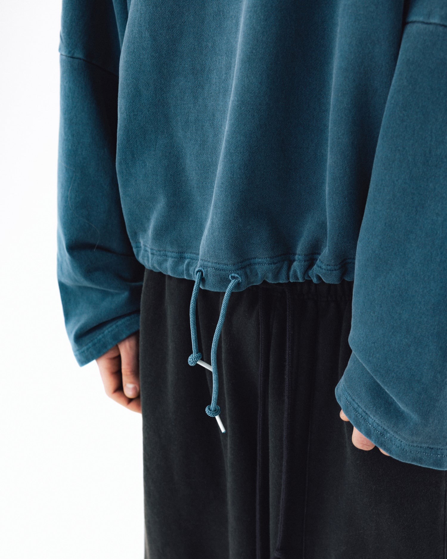 Pigment High-Neck Sweat Shirt - Washed Navy